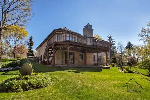 345 Winchester Dr, Algonquin, IL 60102 photo 2