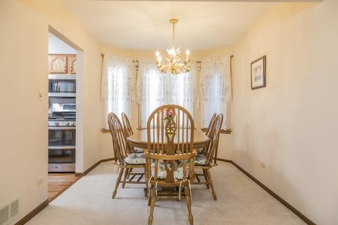 1410 Greenridge Ave, Algonquin, IL 60102 photo 4