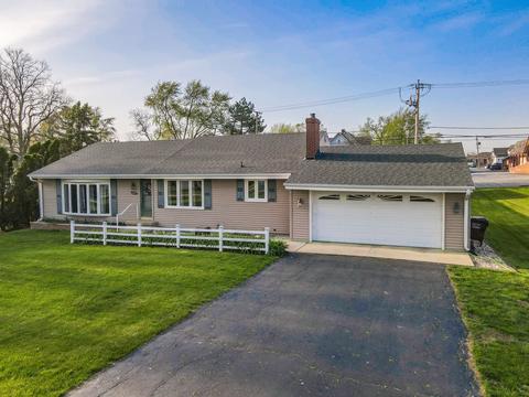 517 Pasadena Ave, Beecher, IL 60401 photo 1