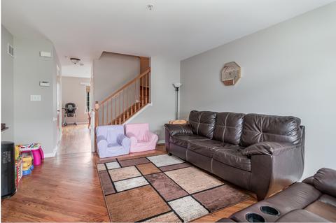 7215 S Ferdinand Ave, Bridgeview, IL 60455 photo 3