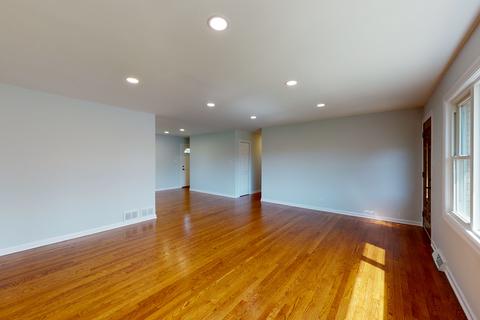 710 N Mavis Ln, Addison, IL 60101 photo 3