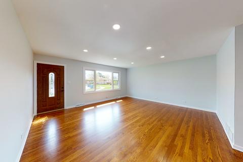 710 N Mavis Ln, Addison, IL 60101 photo 5
