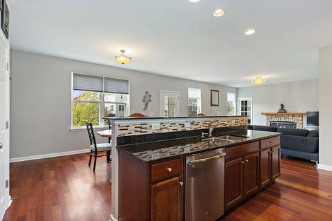 616 Trails End, Elgin, IL 60124 photo 7