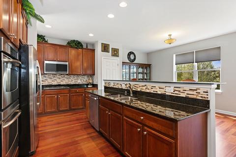 616 Trails End, Elgin, IL 60124 photo 6