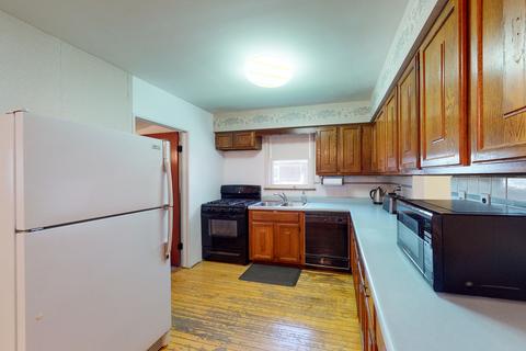 876 Walter Ave, Des Plaines, IL 60016 photo 18