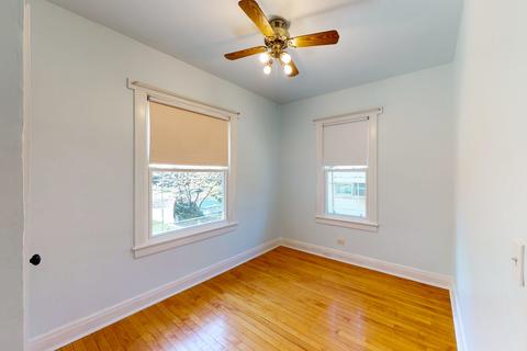876 Walter Ave, Des Plaines, IL 60016 photo 14
