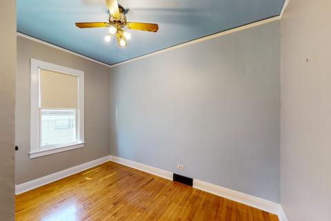 876 Walter Ave, Des Plaines, IL 60016 photo 15