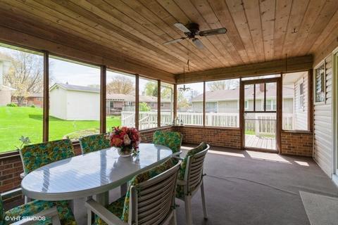 771 Martin Dr, Elgin, IL 60120 photo 7