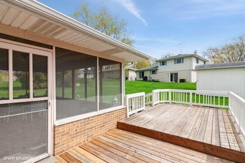 771 Martin Dr, Elgin, IL 60120 photo 12