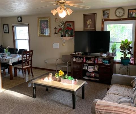 907 6th St, Harvard, IL 60033 photo 5