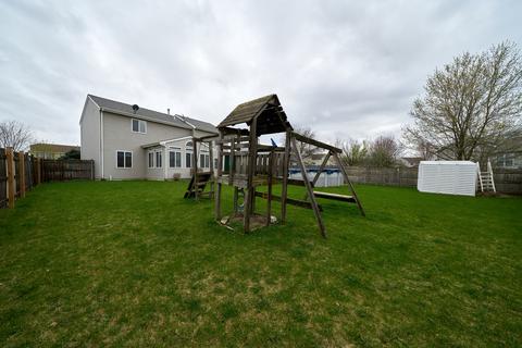 28872 Pilgrims Pass, Lakemoor, IL 60051 photo 28