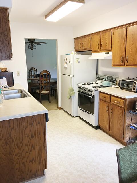 640 Waverly Dr #A, Elgin, IL 60120 photo 6