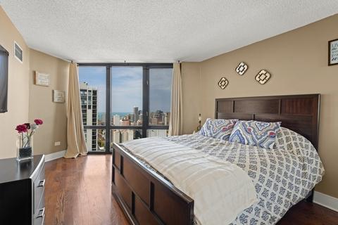 111 W Maple St #3003, Chicago, IL 60610 photo 9