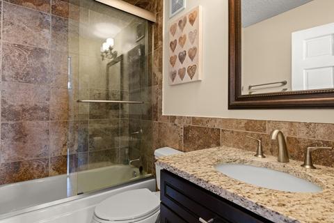 111 W Maple St #3003, Chicago, IL 60610 photo 8