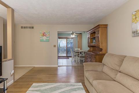 1324 Rutledge Rd, Bloomington, IL 61704 photo 8