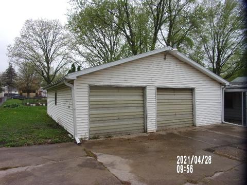 313 E Stewart St, Bloomington, IL 61701 photo 9