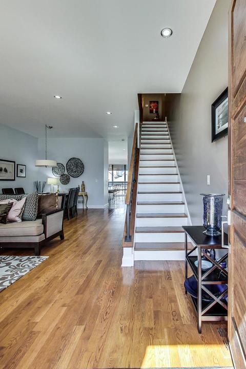 5330 W Argyle St, Chicago, IL 60630 photo 6