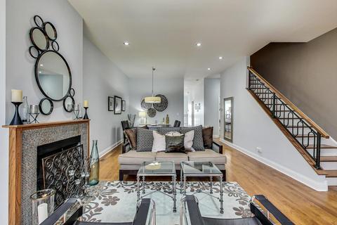 5330 W Argyle St, Chicago, IL 60630 photo 4