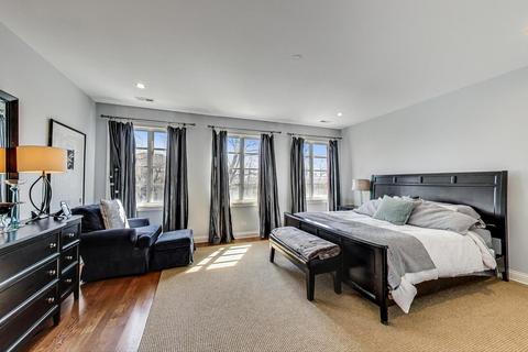 5330 W Argyle St, Chicago, IL 60630 photo 18