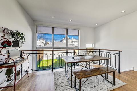 5330 W Argyle St, Chicago, IL 60630 photo 15