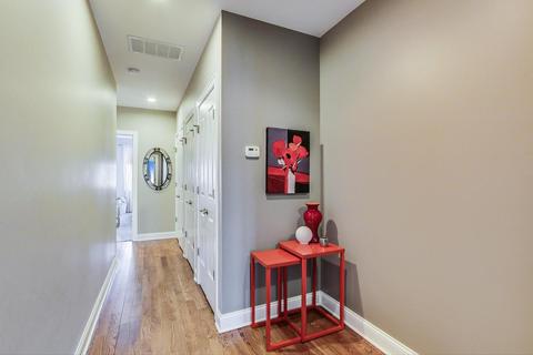 5330 W Argyle St, Chicago, IL 60630 photo 24