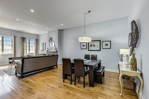 5330 W Argyle St, Chicago, IL 60630 photo 7