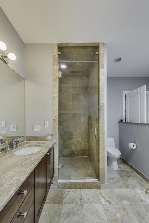 5330 W Argyle St, Chicago, IL 60630 photo 22