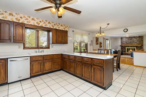 1200 Lexington Dr, Algonquin, IL 60102 photo 11