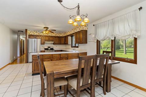1200 Lexington Dr, Algonquin, IL 60102 photo 9