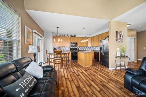 175 Durango Dr, Gilberts, IL 60136 photo 11