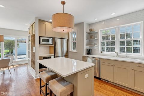 2033 Bennett Ave, Evanston, IL 60201 photo 13