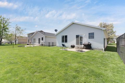 1107 Rader Run, Bloomington, IL 61704 photo 31