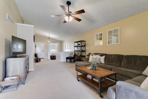 1107 Rader Run, Bloomington, IL 61704 photo 5