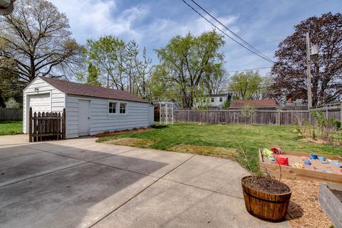 852 S 2nd Ave, Des Plaines, IL 60016 photo 27