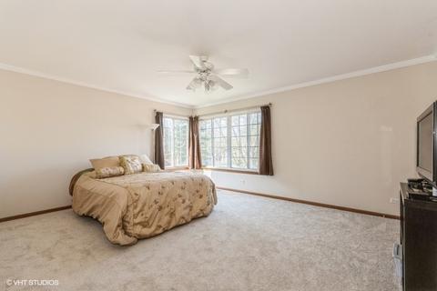 939 Mesa Dr, Elgin, IL 60123 photo 12