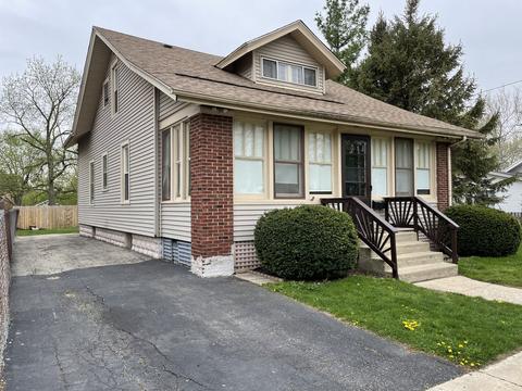 711 Mountain St, Aurora, IL 60505 photo 2