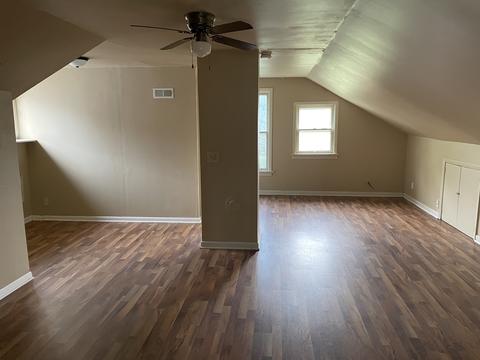 711 Mountain St, Aurora, IL 60505 photo 8