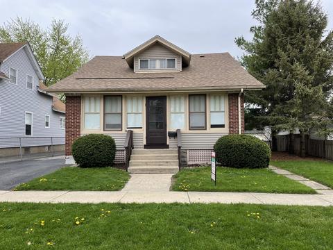 711 Mountain St, Aurora, IL 60505 photo 1