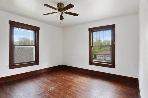 300 E William St, Bement, IL 61813 photo 20