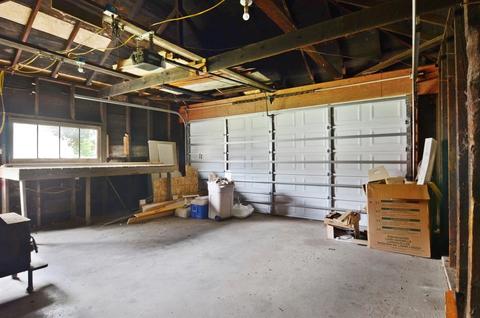 300 E William St, Bement, IL 61813 photo 34