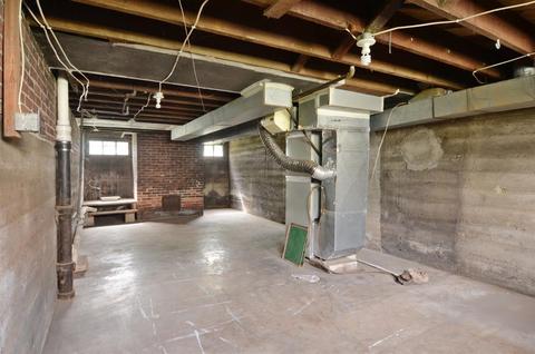 300 E William St, Bement, IL 61813 photo 32