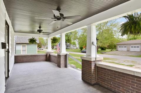 300 E William St, Bement, IL 61813 photo 3