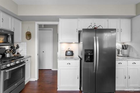 1614 Pershing Ave, Wheaton, IL 60189 photo 6