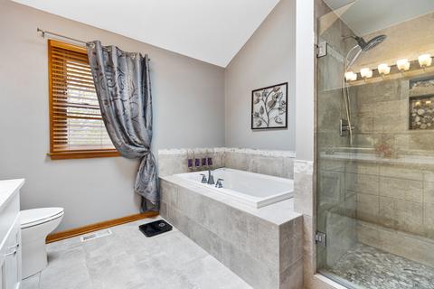 3720 Persimmon Dr, Algonquin, IL 60102 photo 17