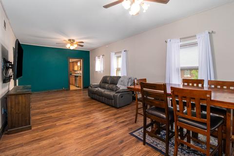 525 E 12th St, Lockport, IL 60441 photo 5