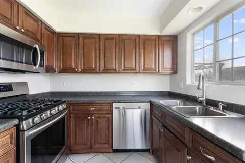 1171 Longford Rd, Bartlett, IL 60103 photo 9