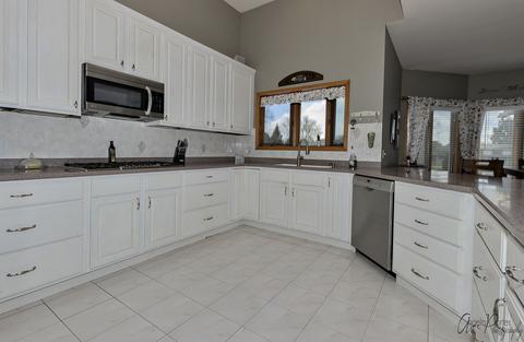 1707 Pine St, Spring Grove, IL 60081 photo 7