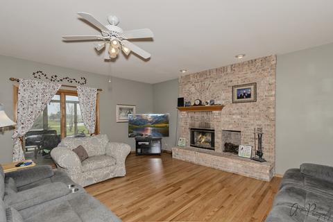 1707 Pine St, Spring Grove, IL 60081 photo 12