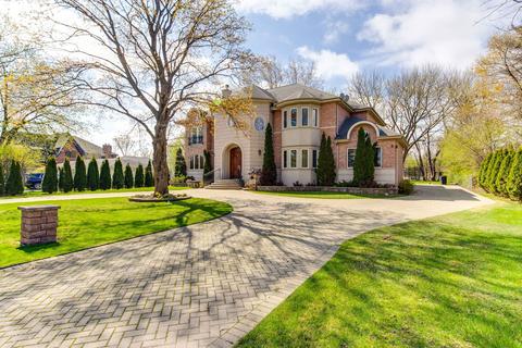 1915 Beechnut Rd, Northbrook, IL 60062 photo 2
