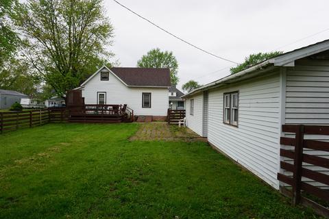 114 N John St, Fithian, IL 61844 photo 14